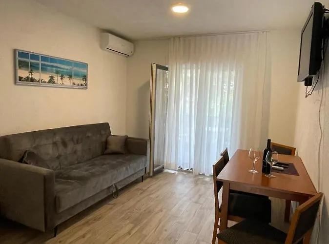 Ivan 아파트 Nečujam